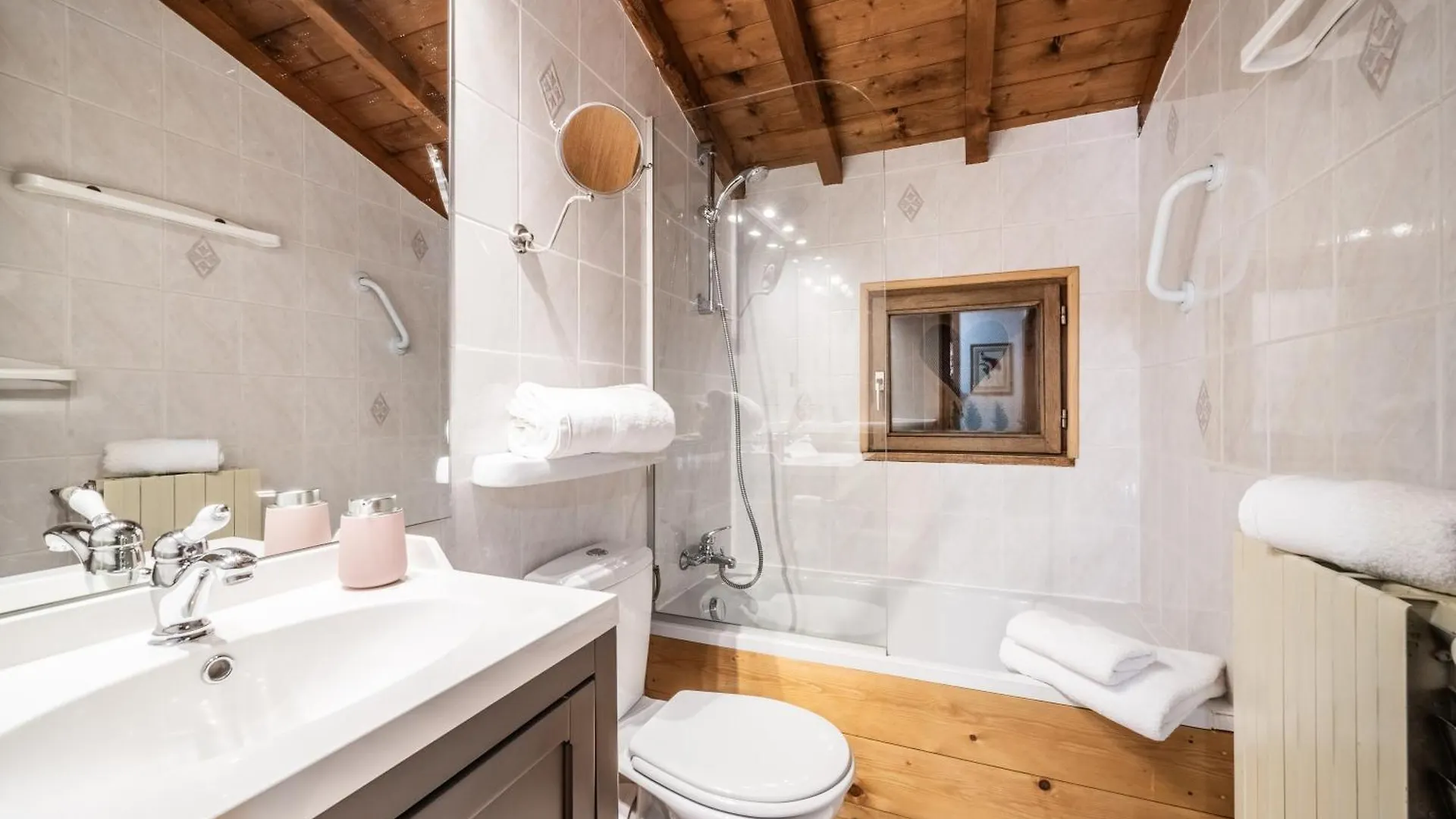 Chalet Sun River - 8 Pers Morzine